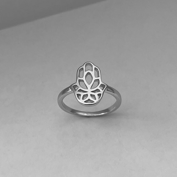 Sterling silver hamsa hand with lotus flower ring, hamsa hand ring, lotus ring - Picture 4 of 10